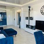 Ocean View In Club Paraiso, Pp139 アパート *